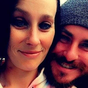 Meet your Posher, Lora